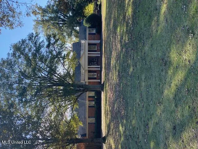 2190 Old Highway 49 Clarksdale, MS 38614