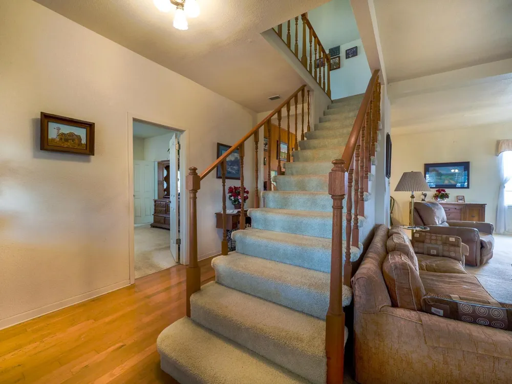 1505 Prairie Valley Road West Point, TX 78963
