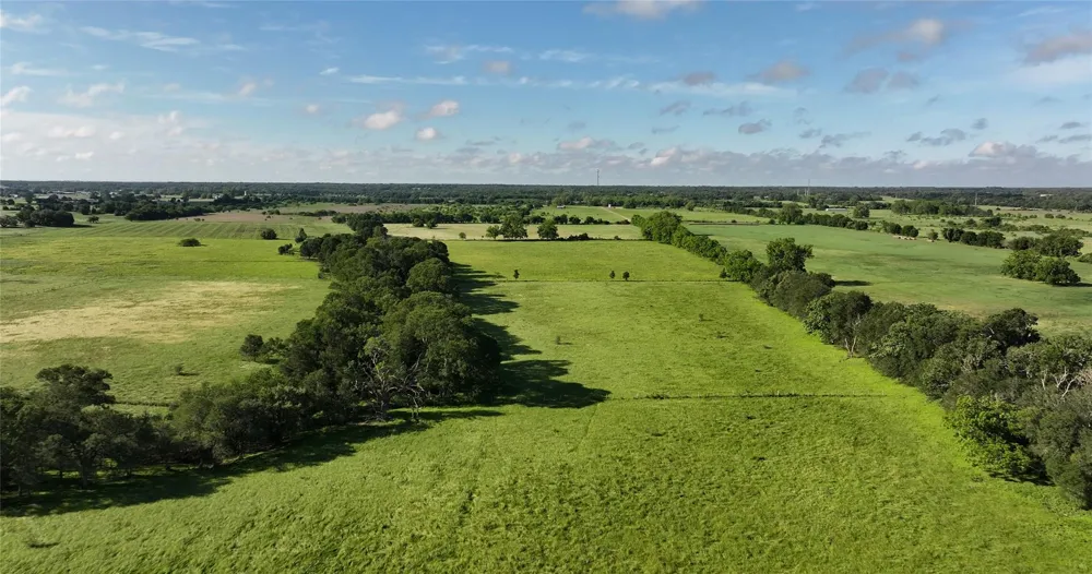 1505 Prairie Valley Road West Point, TX 78963