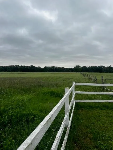 1505 Prairie Valley Road West Point, TX 78963