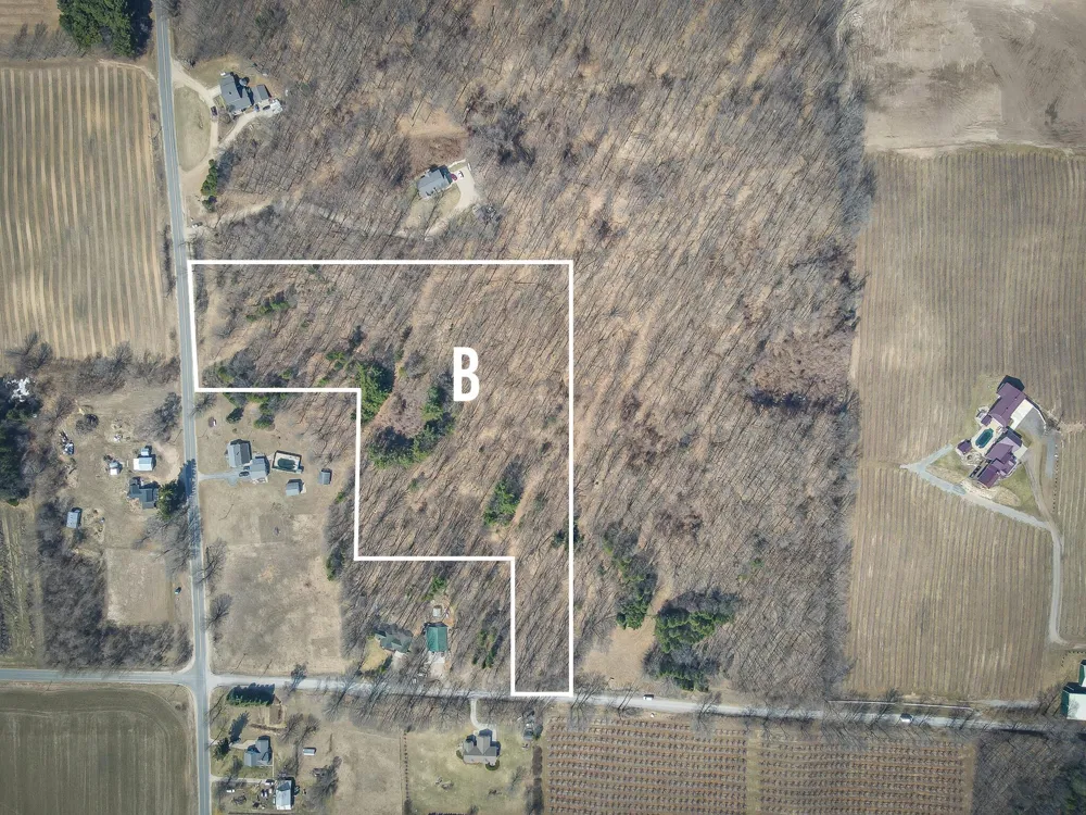 S 88th Avenue New Era, MI 49446