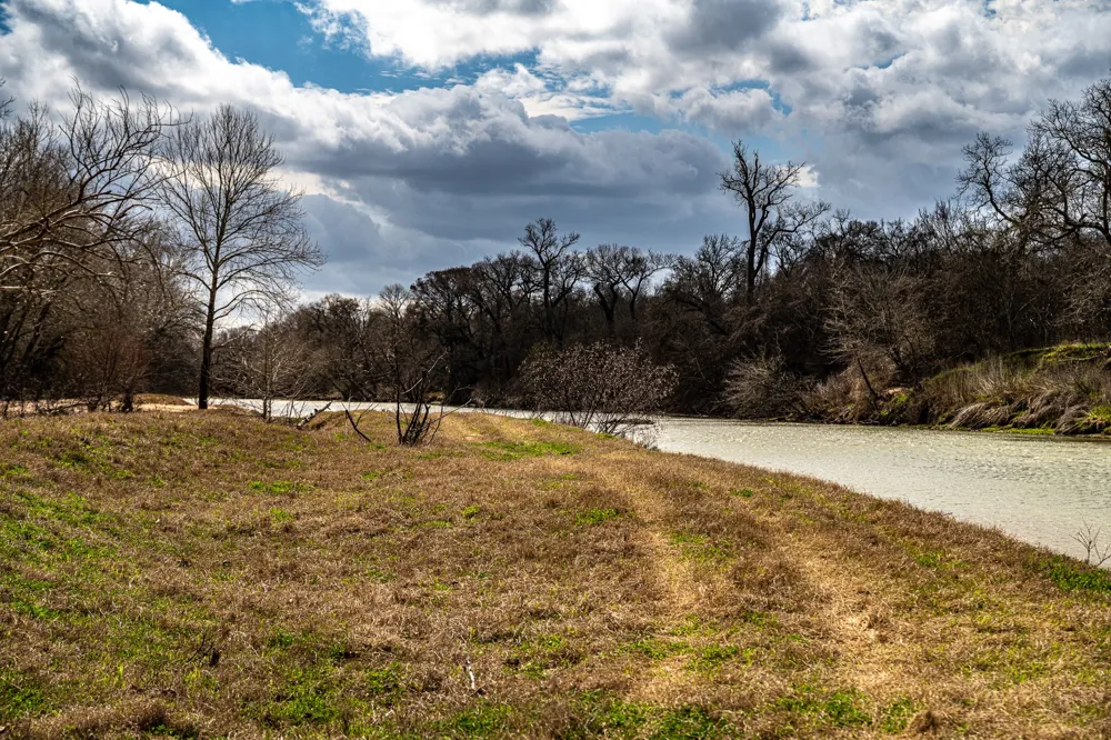 121 Mechelle Street Smithville, TX 78957