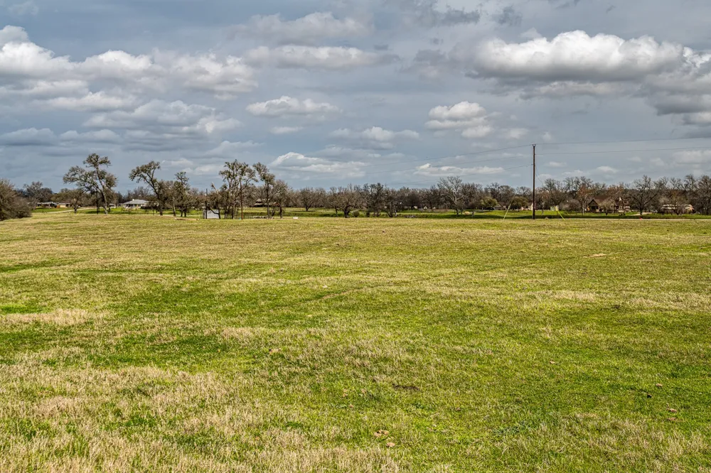 121 Mechelle Street Smithville, TX 78957