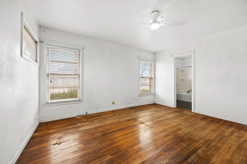 1002 W Woodlawn Street San Saba, TX 76877