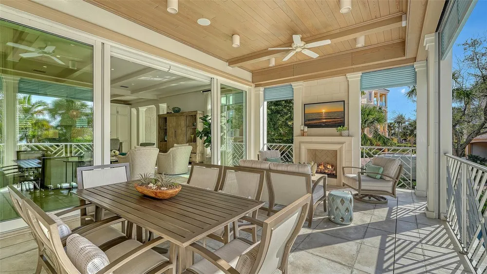 5005 GULF OF MEXICO DRIVE #4 Longboat Key, FL 34228