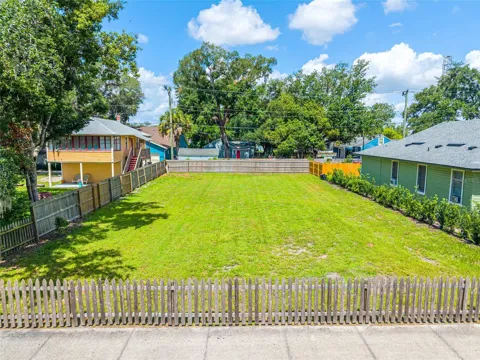 1010 ELM AVENUE