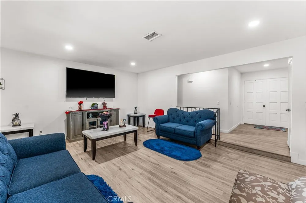 839 S Aspen Bloomington, CA 92316