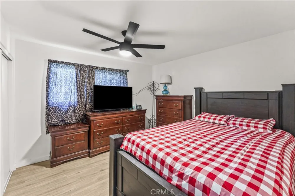 839 S Aspen Bloomington, CA 92316