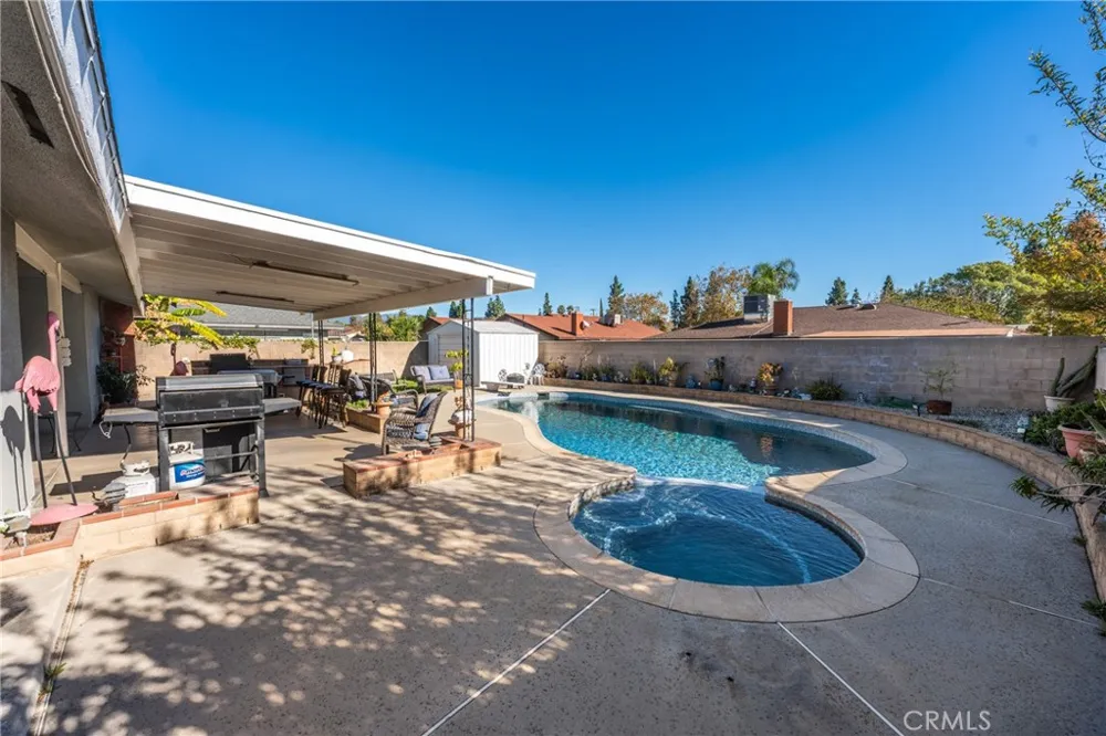839 S Aspen Bloomington, CA 92316