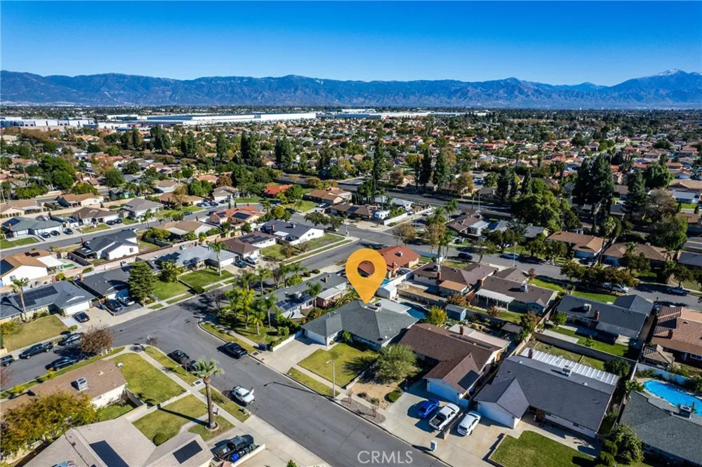 839 S Aspen Bloomington, CA 92316