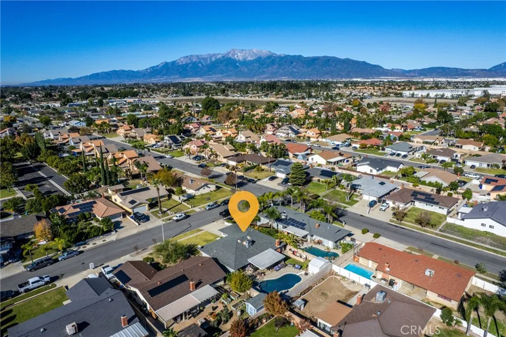 839 S Aspen Bloomington, CA 92316