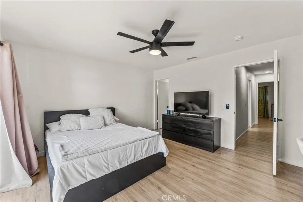 839 S Aspen Bloomington, CA 92316