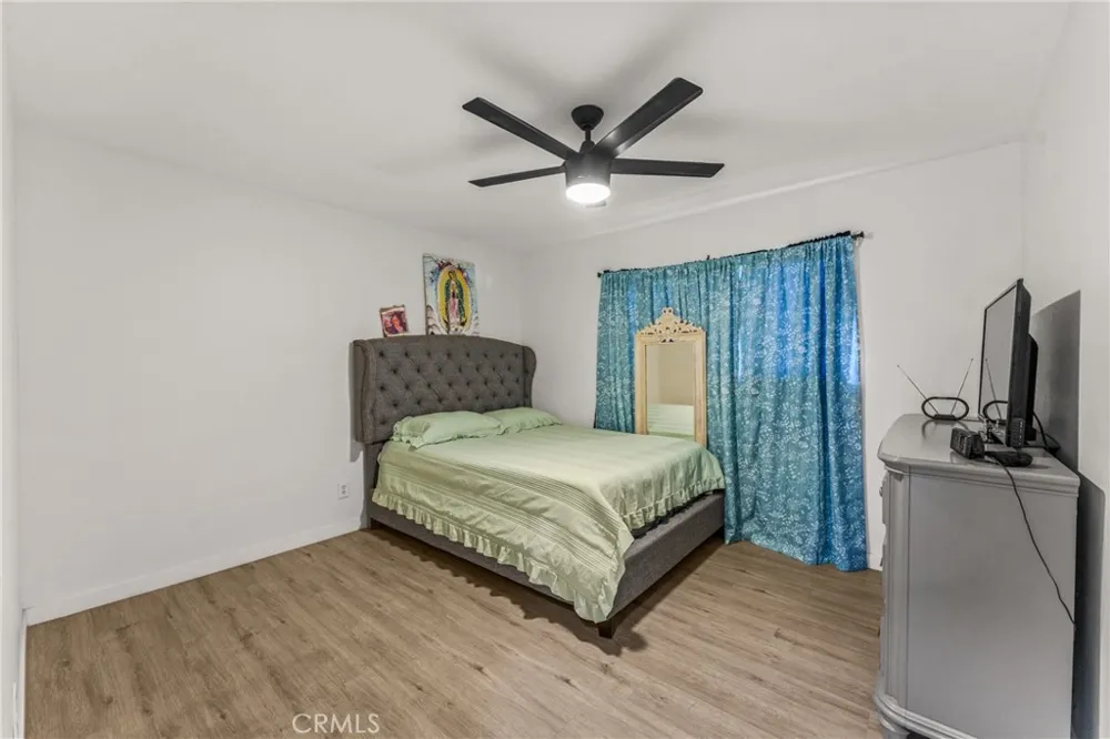 839 S Aspen Bloomington, CA 92316