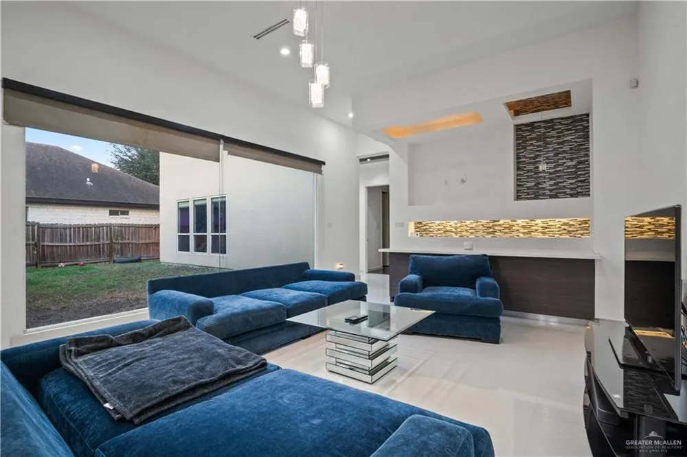 206 Mockingbird Avenue Mission, TX 78572
