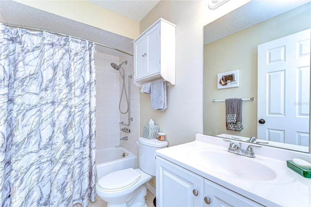 13870 OAKWOOD LANE Seminole, FL 33776