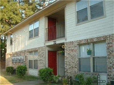 1465 W 6th Rusk, TX 75785