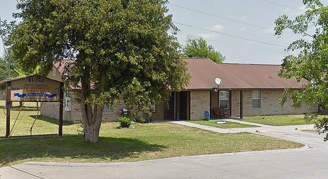 1200 Goliad Runge, TX 78151