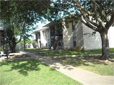 200 Riverview Drive Lampasas, TX 76550