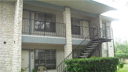 200 Riverview Drive Lampasas, TX 76550