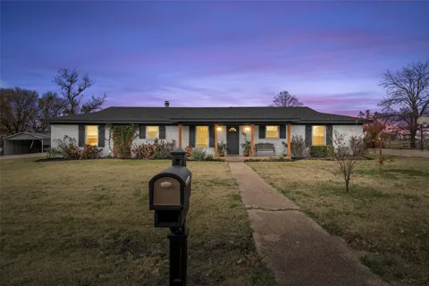 107 Woody Ray Drive