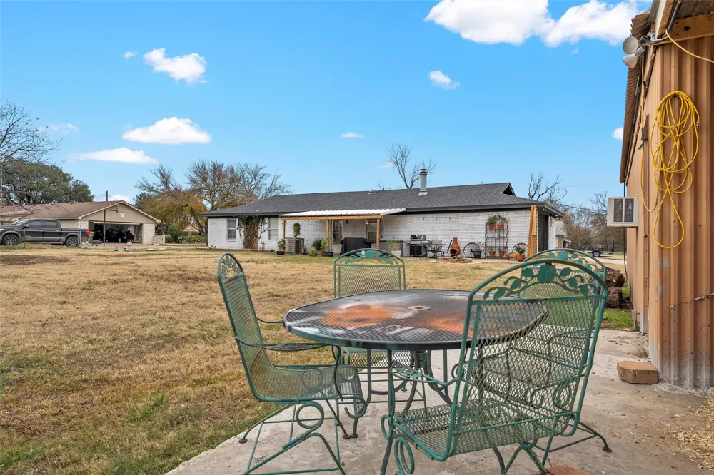 107 Woody Ray Drive Elm Mott, TX 76640