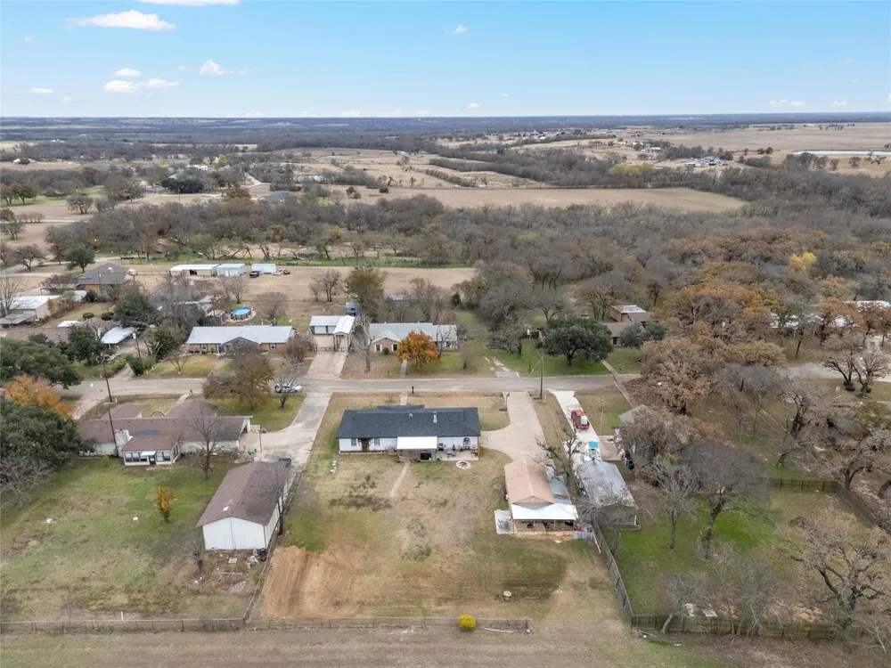 107 Woody Ray Drive Elm Mott, TX 76640