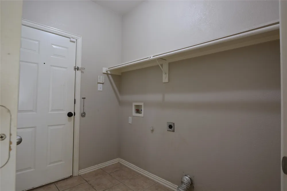 1400 Oakcrest Drive Providence Village, TX 76227