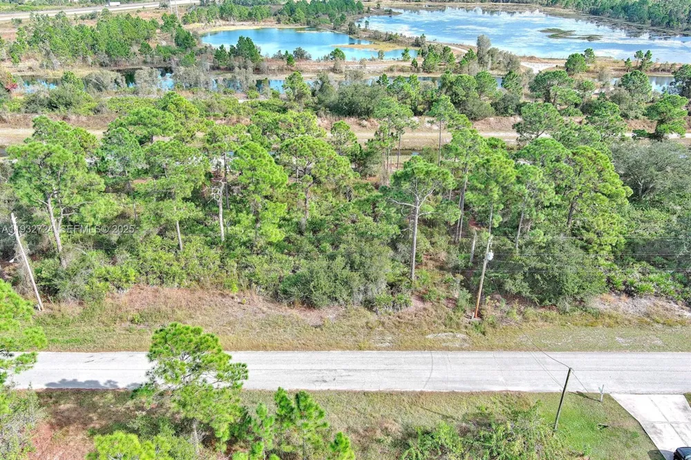 1261 NAPLES AVE S Fort Myers, FL 33913