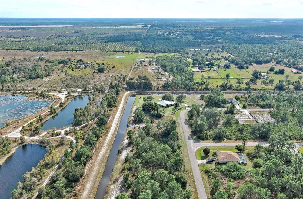 1261 NAPLES AVE S Fort Myers, FL 33913