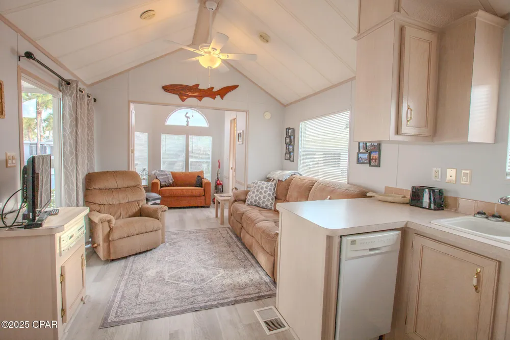 1219 Thomas Drive #123 Panama City, FL 32408