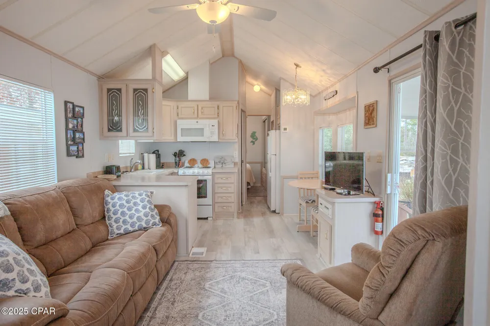 1219 Thomas Drive #123 Panama City, FL 32408