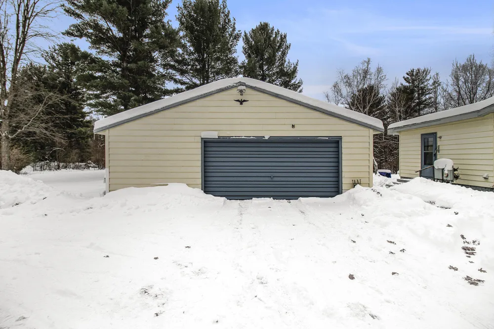 3345 W Madison Road Weare Township, MI 49420