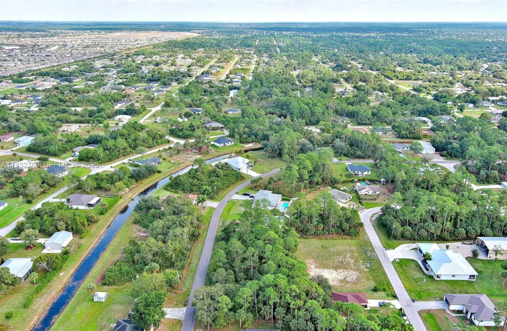 3847 HIGHLIGHT ST Fort Myers, FL 33905