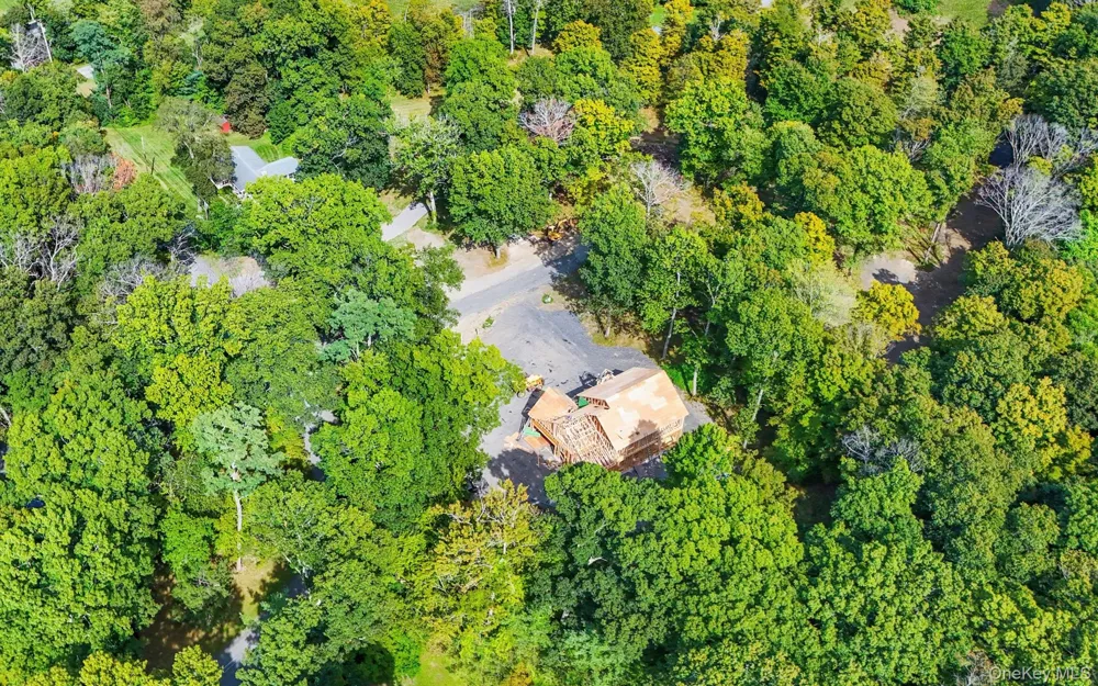 66 County House Road Millbrook, NY 12545