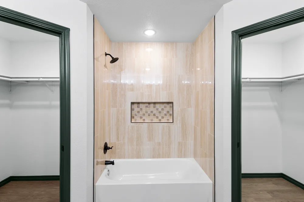 303 E Bois D Arc Nocona, TX 76255