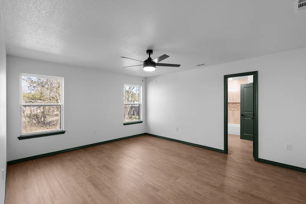 303 E Bois D Arc Nocona, TX 76255