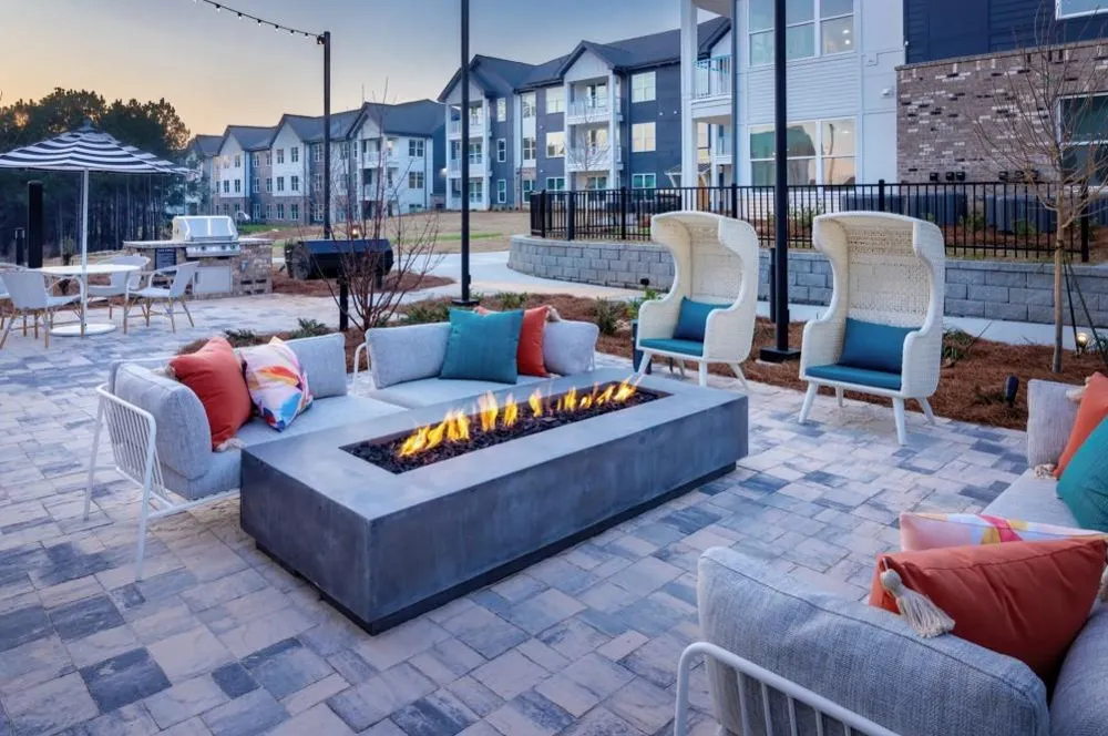 5617 Oak Industrial Boulevard #3204 Fairburn, GA 30213