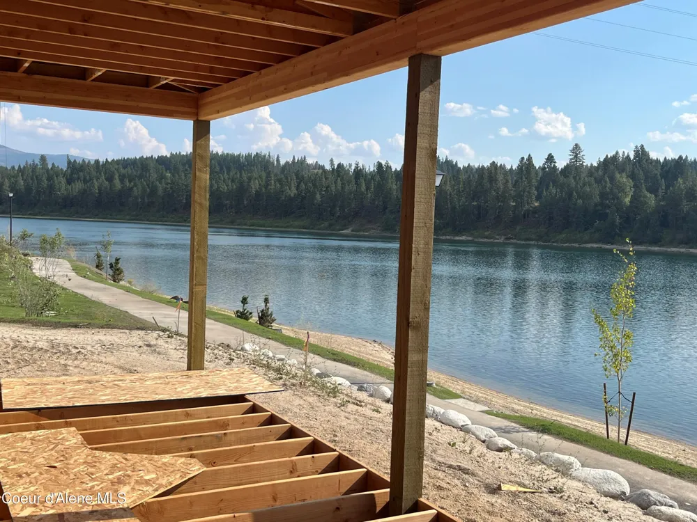 51 Kayak Loop Oldtown, ID 83822