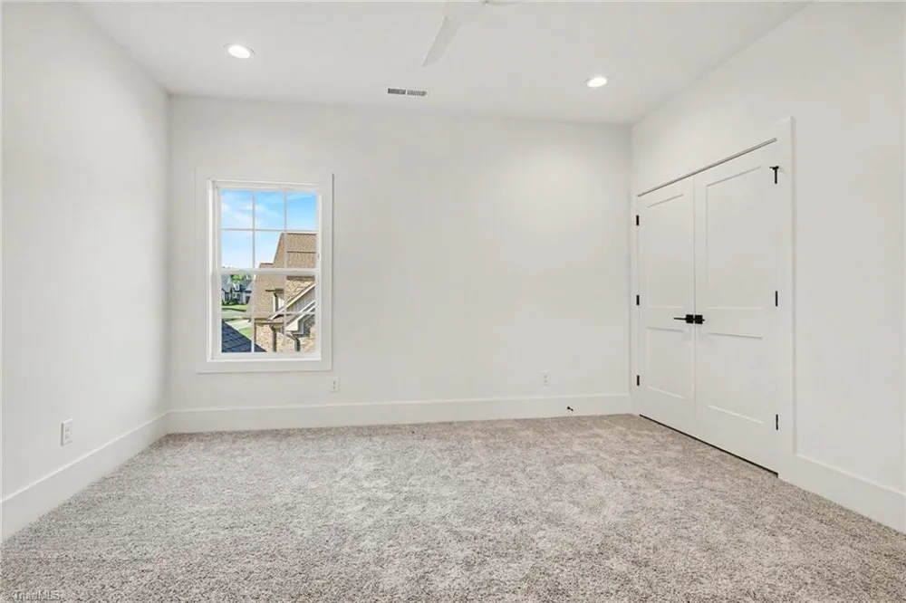 7400 Harkwood Court Oak Ridge, NC 27310