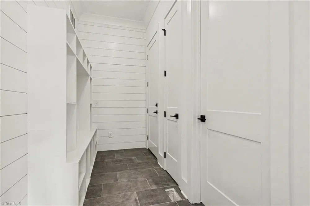 7400 Harkwood Court Oak Ridge, NC 27310