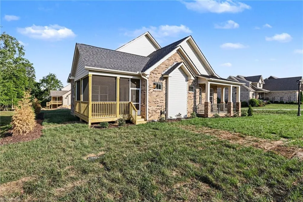 7400 Harkwood Court Oak Ridge, NC 27310