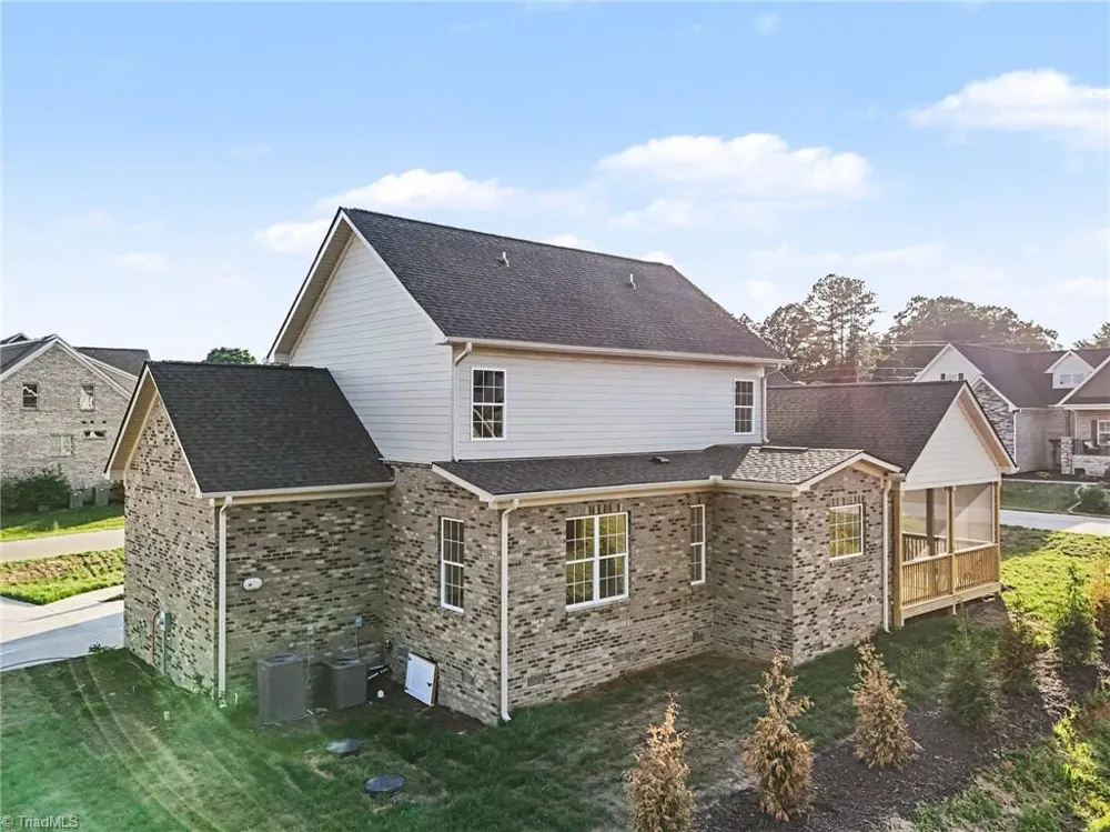 7400 Harkwood Court Oak Ridge, NC 27310