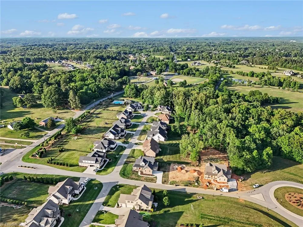 7400 Harkwood Court Oak Ridge, NC 27310