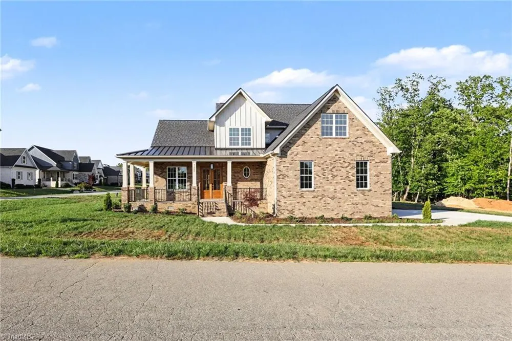 7400 Harkwood Court Oak Ridge, NC 27310