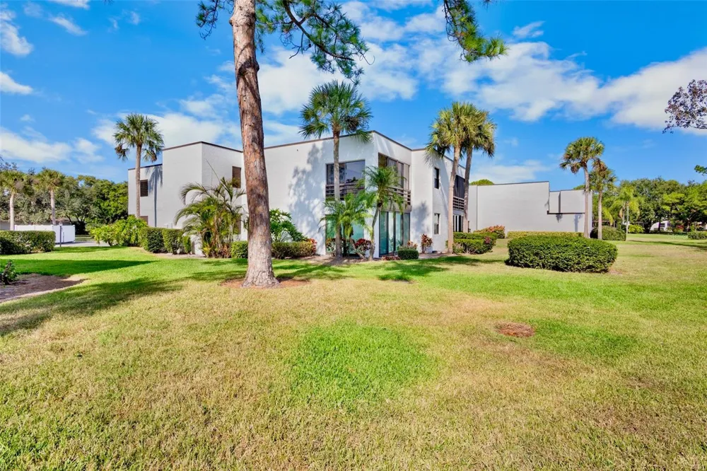 3526 RICHWOOD LINK #48 Sarasota, FL 34235