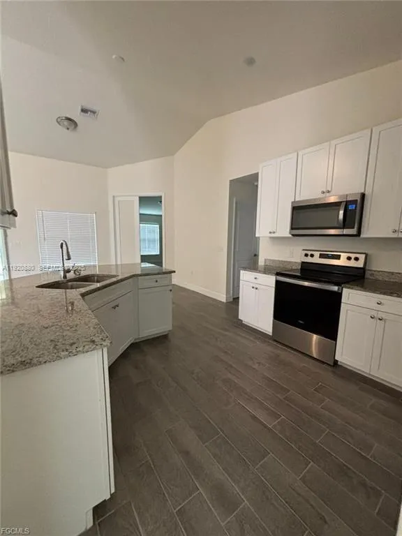 2614 27th ST W Lehigh Acres, FL 33971