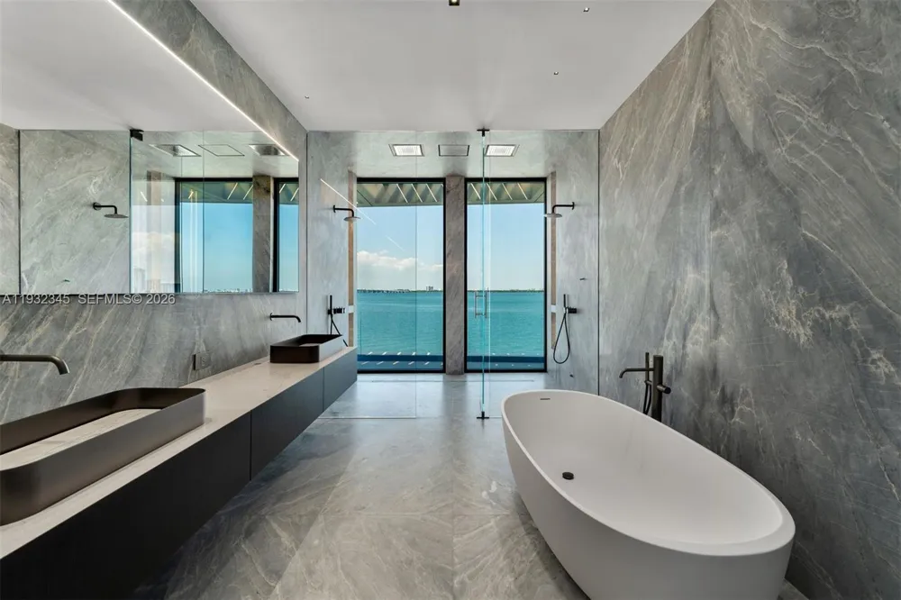 1413 Venetian Way Miami, FL 33139