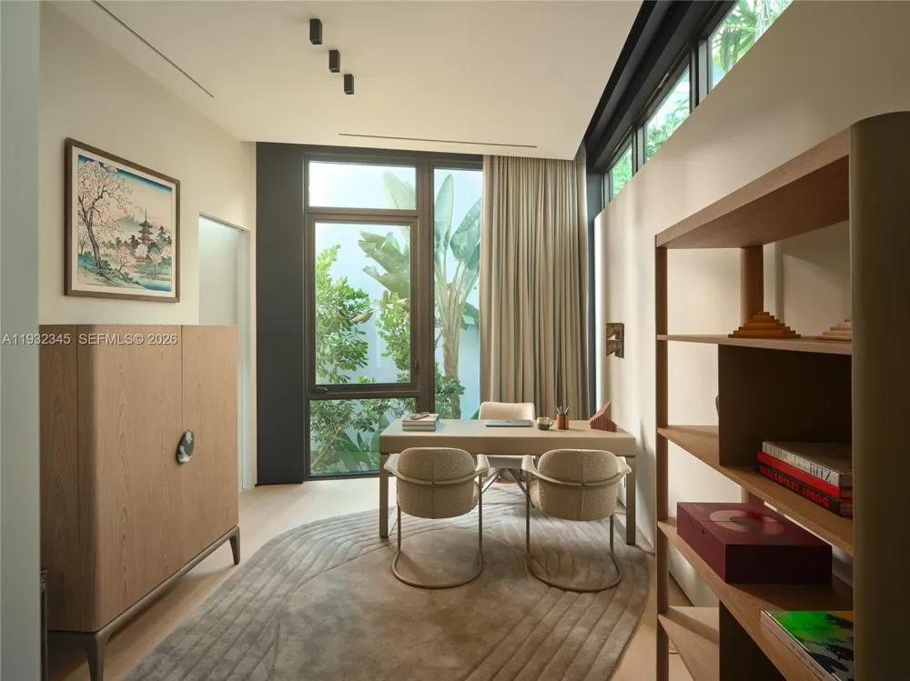 1413 Venetian Way Miami, FL 33139
