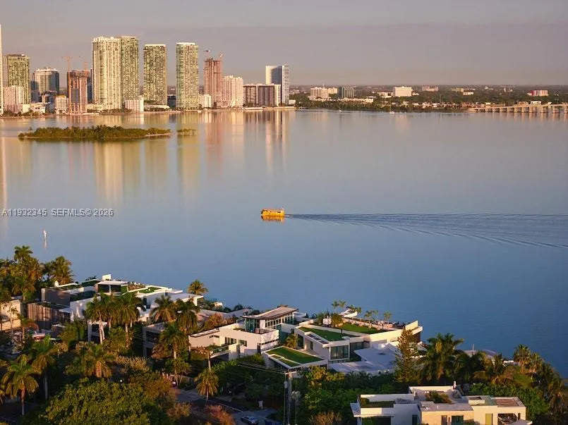 1413 Venetian Way Miami, FL 33139