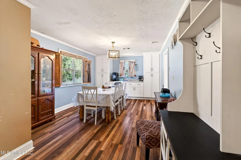 21 Richard Johnson Road Carriere, MS 39426